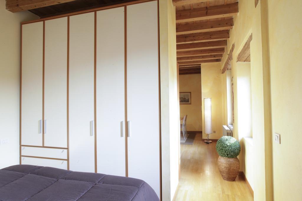 La Corte Antica Apartment Bergamo Room photo