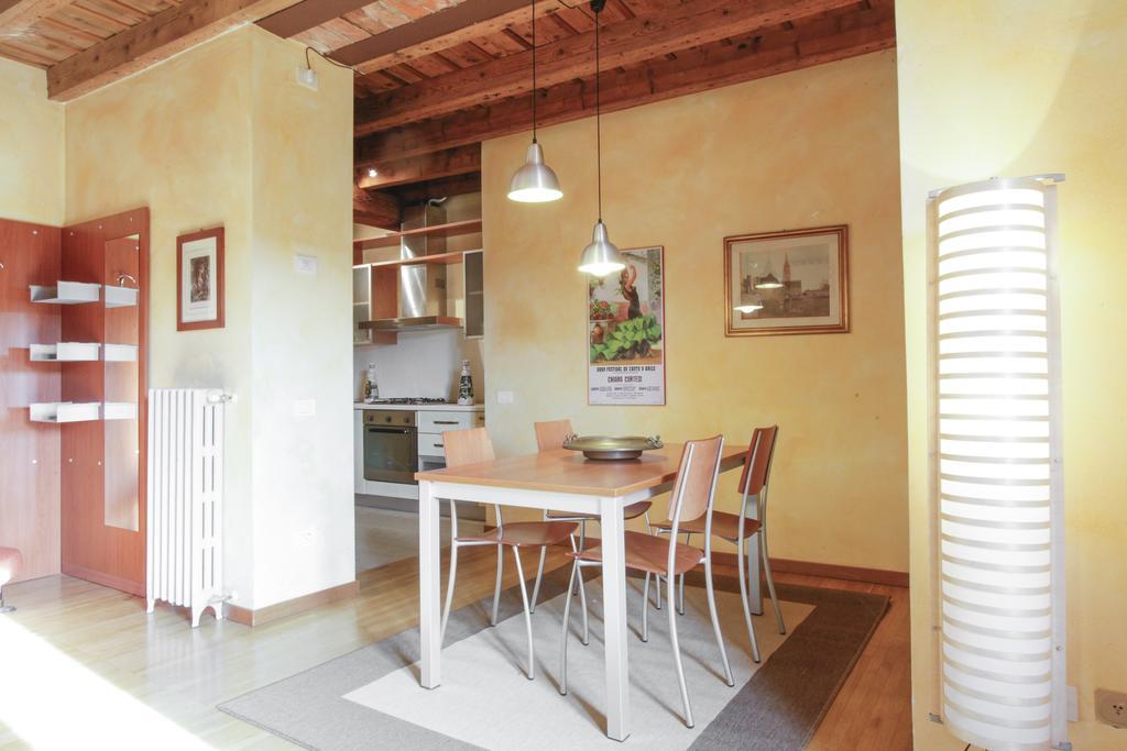 La Corte Antica Apartment Bergamo Room photo